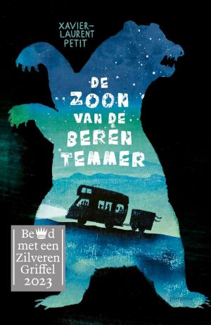 De zoon van de berentemmer